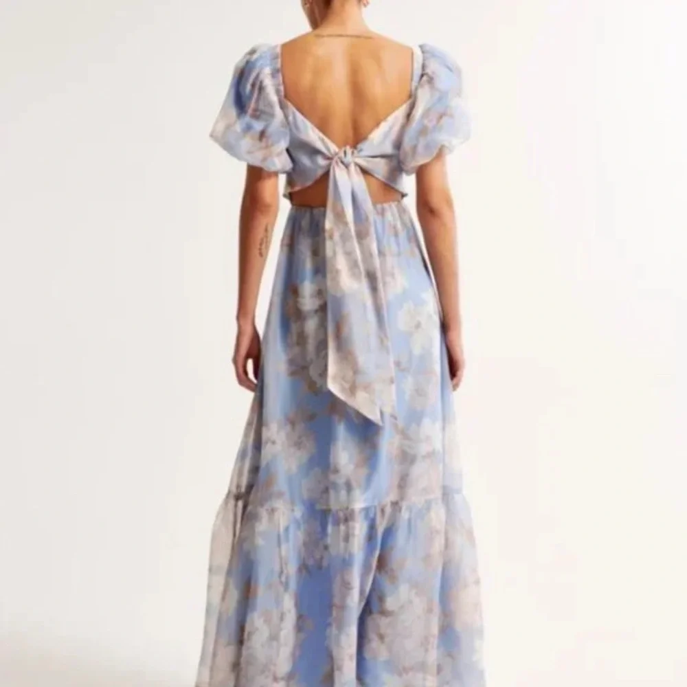 NWT Abercrombie & Fitch Emerson Drama Bow Back Maxi Dress Size XS